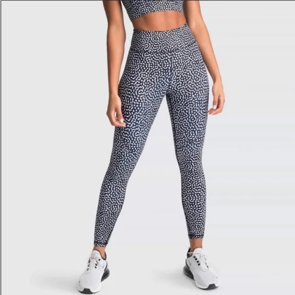 Black Speckle DoYouEven Excel Leggings Size M